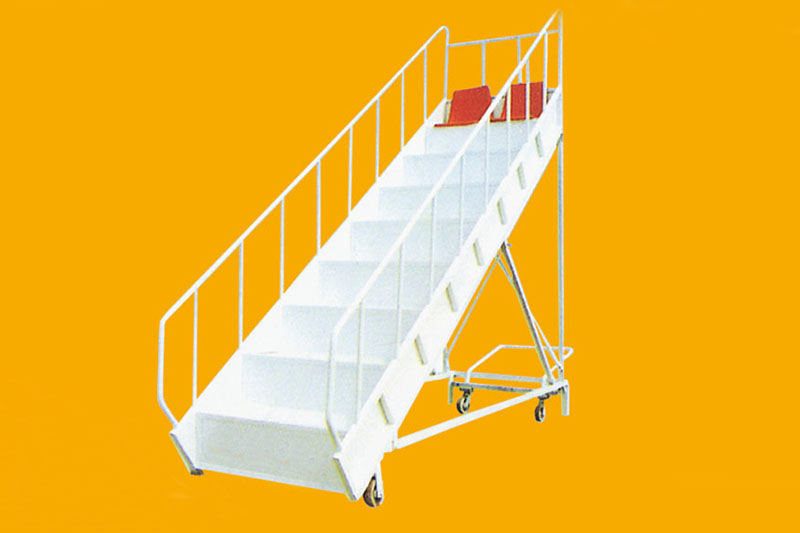 終點(diǎn)裁判臺(tái)B